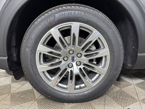 New 2026 Ford Explorer Platinum RWD image 13