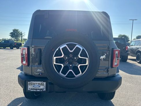 New 2026 Ford Bronco Outer Banks AWD/4WD image 5