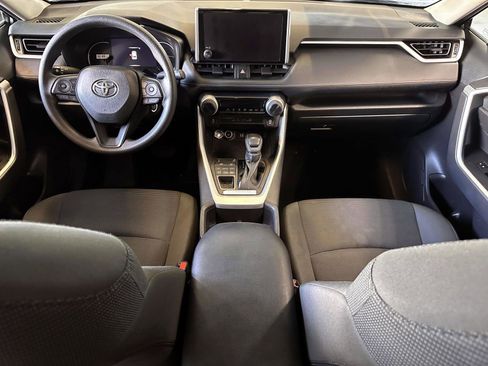 Used 2023 Toyota RAV4 LE AWD/4WD image 14