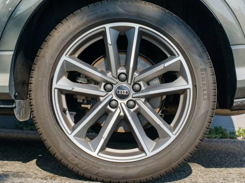 Used 2025 Audi Q3 2.0T Premium w/ Convenience Package AWD/4WD image 13