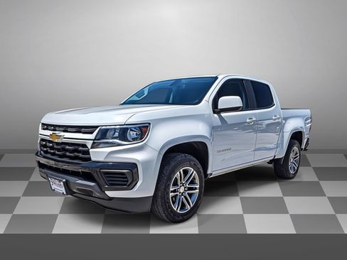 Used 2022 Chevrolet Colorado W/T w/ Custom Special Edition RWD image 3