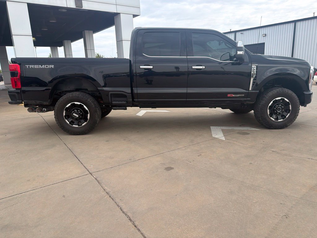 Used 2026 Ford F250 Platinum w/ Platinum Plus Package AWD/4WD image 2