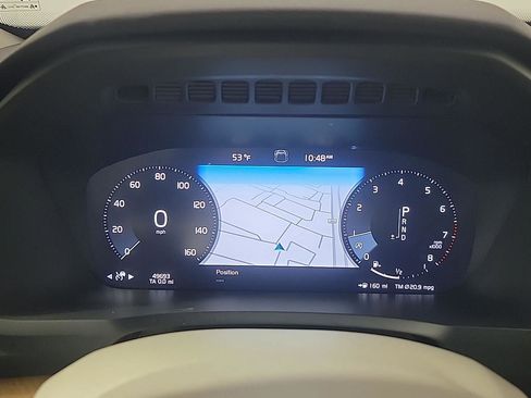 Used 2021 Volvo XC90 T6 Momentum w/ Climate Package image 27