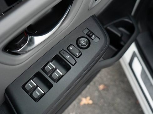 New 2025 Honda Pilot EX-L image 13