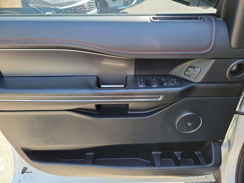 Used 2021 Ford Expedition Limited AWD/4WD image 21
