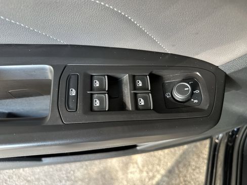 Used 2023 Volkswagen Atlas SEL Premium image 15