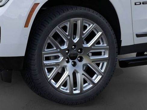 New 2026 GMC Yukon XL Denali Ultimate AWD/4WD image 9