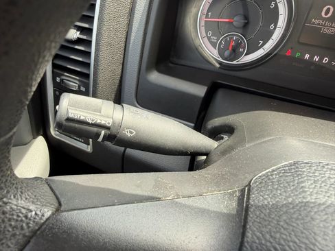 Used 2019 RAM 1500 Classic SLT AWD/4WD image 22