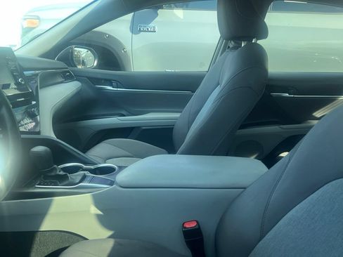 Used 2024 Toyota Camry LE FWD image 8
