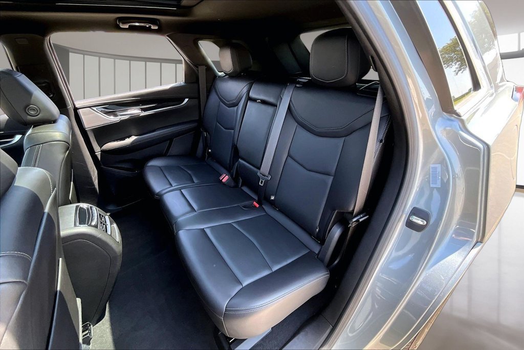 Used 2023 Cadillac XT5 Premium Luxury AWD/4WD image 28