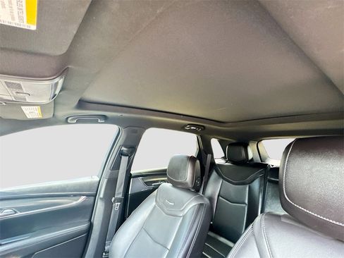 Used 2024 Cadillac XT5 Sportv w/ Technology Package image 21