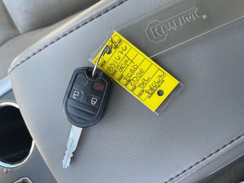 Used 2014 Ford Edge SEL w/ Equipment Group 205A AWD/4WD image 29
