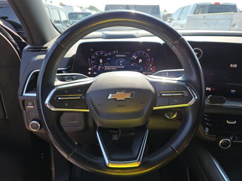 Used 2025 Chevrolet Tahoe LS RWD image 8