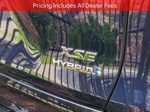 Used 2021 Toyota RAV4 XSE AWD/4WD image 8