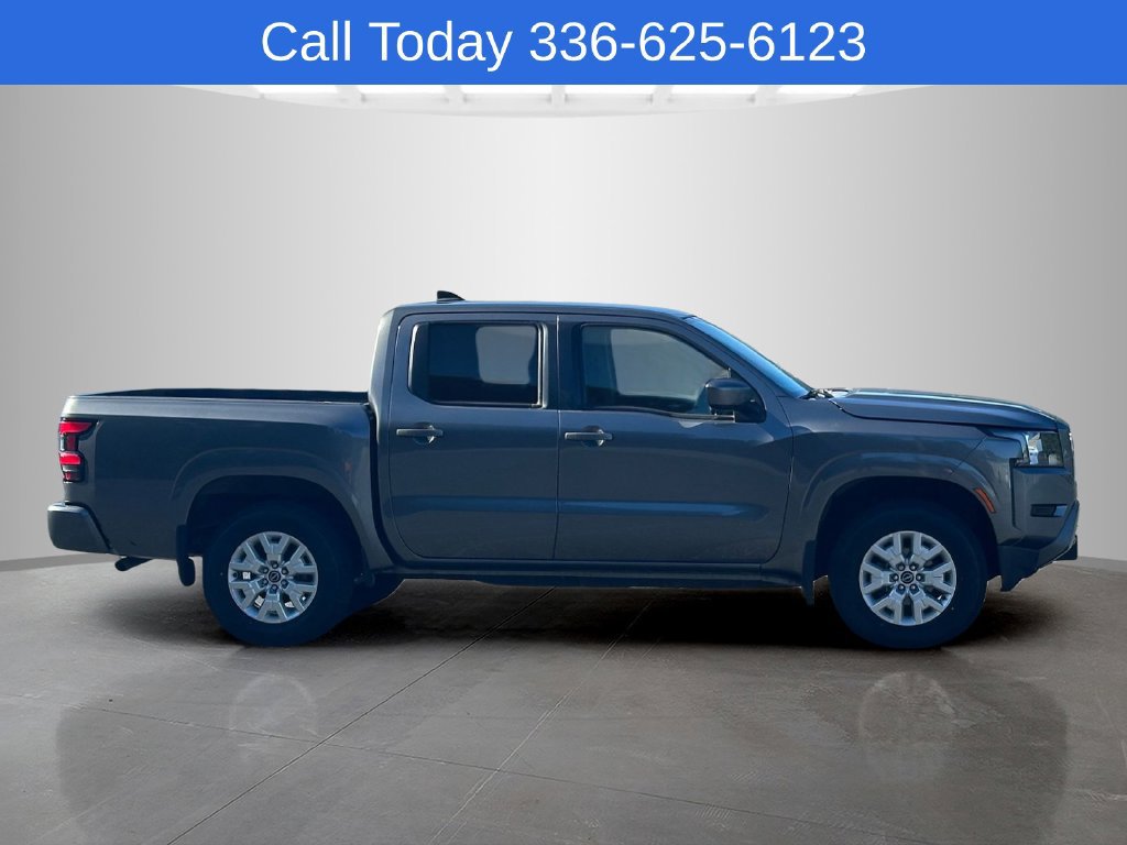 Used 2022 Nissan Frontier SV AWD/4WD image 6