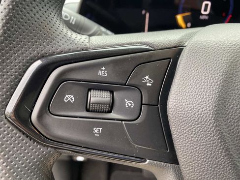 Used 2024 Chevrolet TrailBlazer LT w/ Driver Confidence Package image 17