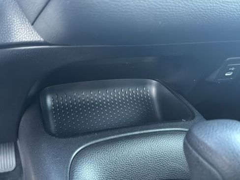 Used 2024 Toyota Corolla LE image 20