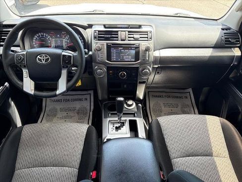 Used 2019 Toyota 4Runner SR5 AWD/4WD image 10