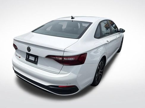 Used 2022 Volkswagen Jetta Sport FWD image 5