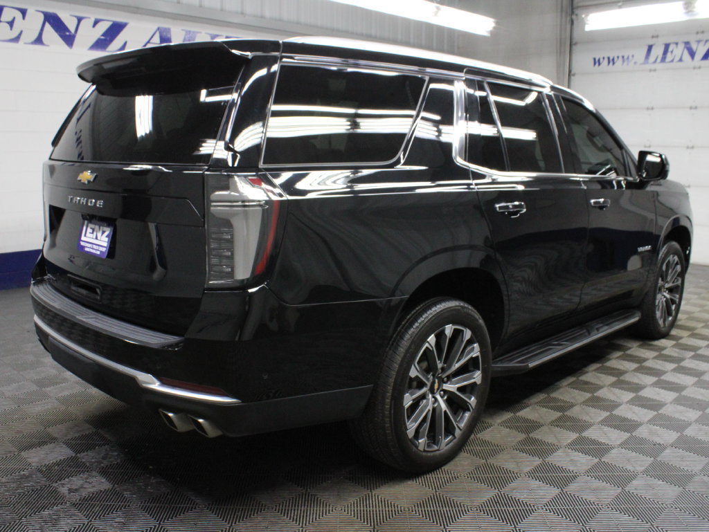 Used 2025 Chevrolet Tahoe High Country w/ Sun And Tow Package AWD/4WD image 5
