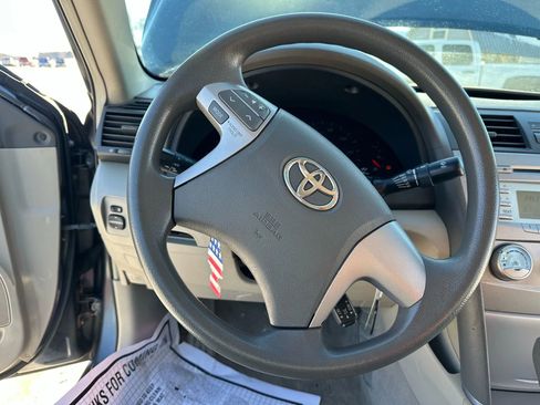 Used 2007 Toyota Camry LE image 16