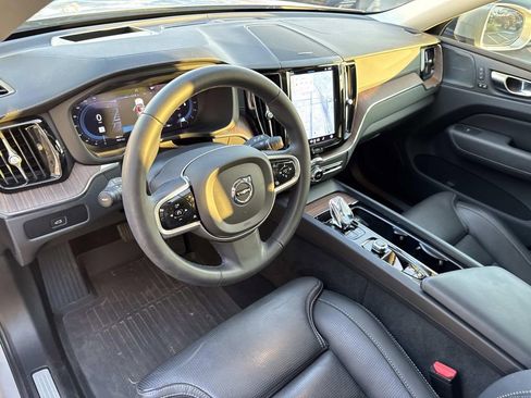 Used 2023 Volvo XC60 B5 Ultimate w/ Protection Package Premier image 19