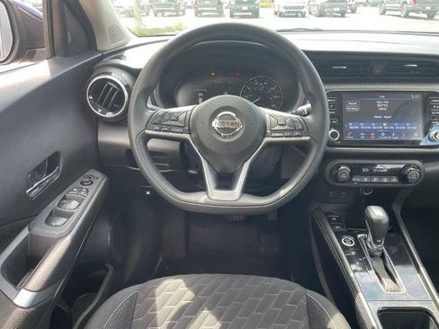 Used 2021 Nissan Kicks SV FWD image 12