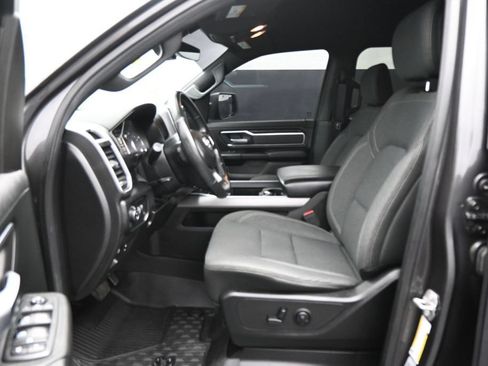 Used 2019 RAM 1500 Big Horn AWD/4WD image 9
