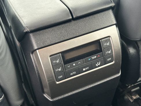 Used 2023 Lexus GX 460 Premium w/ Premium Package AWD/4WD image 15