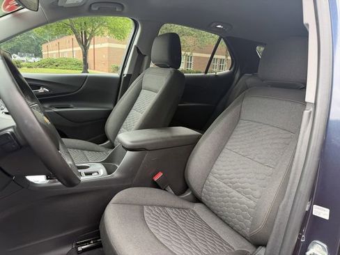 Used 2019 Chevrolet Equinox LT FWD image 12