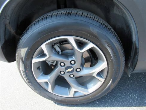 Certified 2024 Chevrolet Trax LT w/ Driver Confidence Package image 10