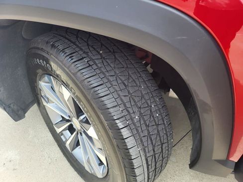Used 2025 Chevrolet Equinox LT w/ Convenience Package II FWD image 26