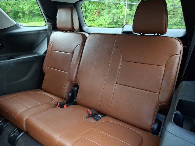 Used 2019 Chevrolet Traverse High Country AWD/4WD image 13