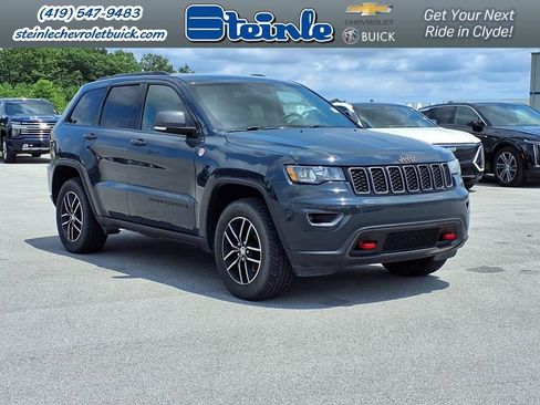 Used 2017 Jeep Grand Cherokee Trailhawk image 1