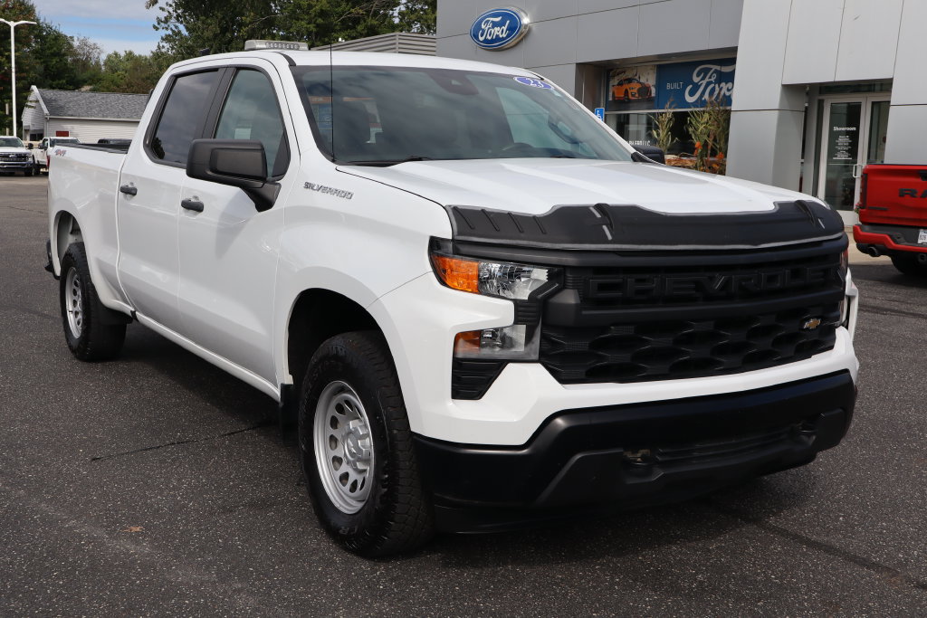 Used 2023 Chevrolet Silverado 1500 W/T w/ WT Value Package AWD/4WD image 2