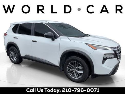 Certified 2025 Nissan Rogue S FWD image 1
