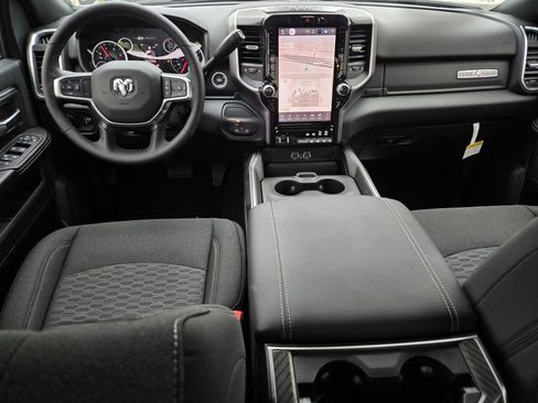 New 2026 RAM 2500 Big Horn AWD/4WD image 8