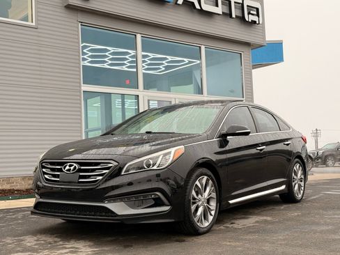 Used 2017 Hyundai Sonata Limited 2.0T image 11