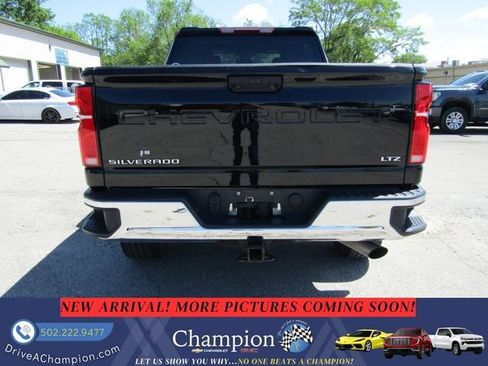 Used 2025 Chevrolet Silverado 2500 LTZ AWD/4WD image 5