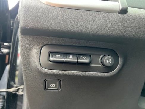 Used 2023 GMC Terrain SLT w/ Tech Package AWD/4WD image 21