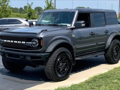 Used 2024 Ford Bronco Wildtrak AWD/4WD image 5