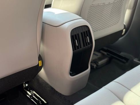 Used 2025 Hyundai Kona Limited image 46