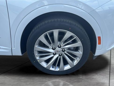 New 2026 Buick Envision Avenir image 26