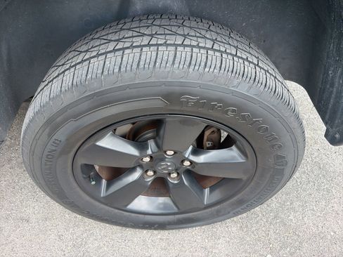 Used 2018 RAM 1500 Express w/ Express Value Package AWD/4WD image 15