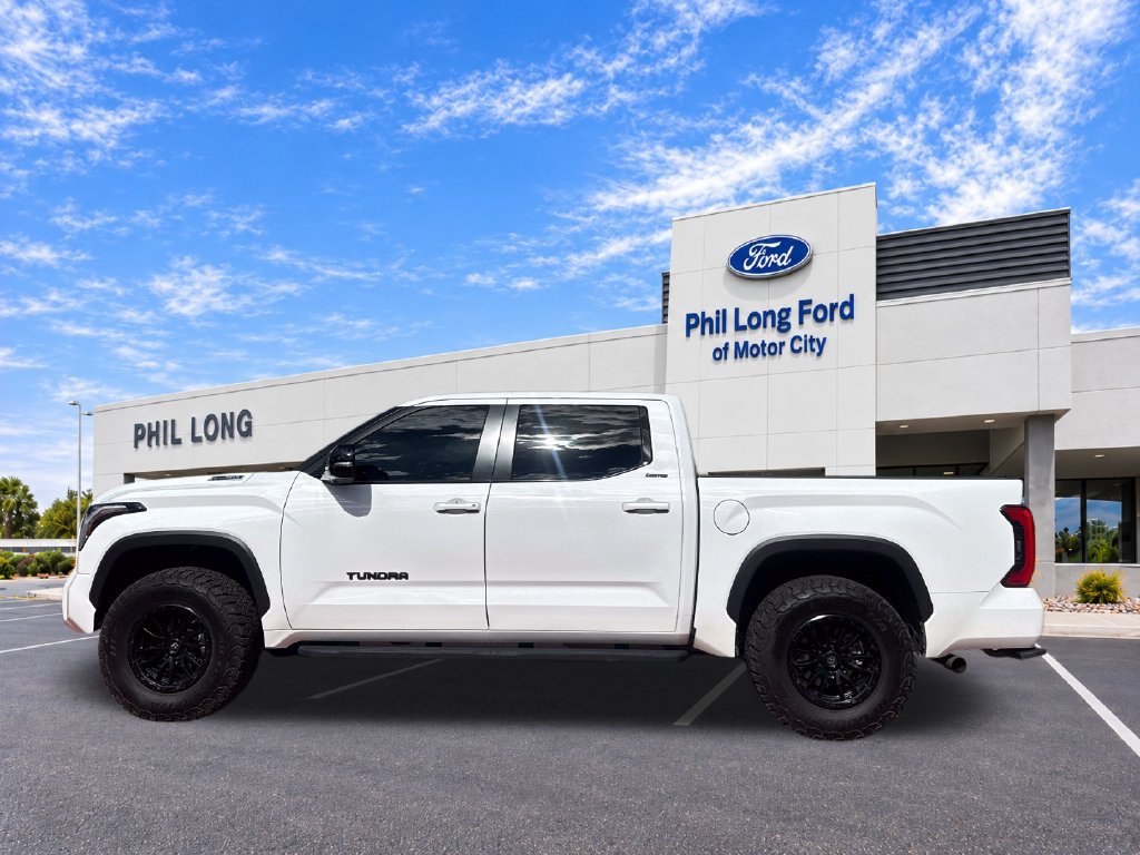 Used 2025 Toyota Tundra Limited AWD/4WD image 4