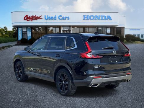 Used 2024 Honda CR-V Sport Touring image 3