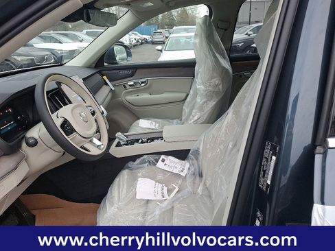New 2026 Volvo XC90 B6 Ultra w/ Protection Package AWD/4WD image 10