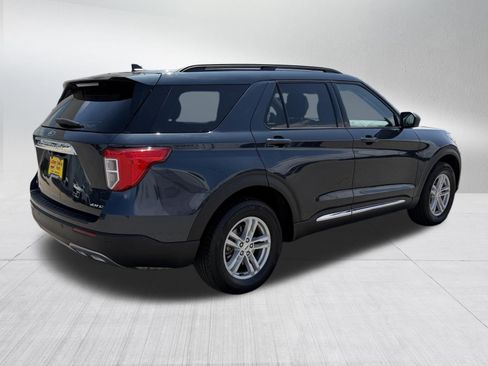 Certified 2023 Ford Explorer XLT w/ Equipment Group 202A AWD/4WD image 7
