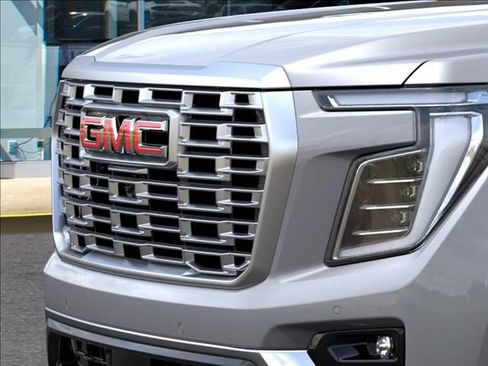 New 2026 GMC Yukon XL Denali AWD/4WD image 13