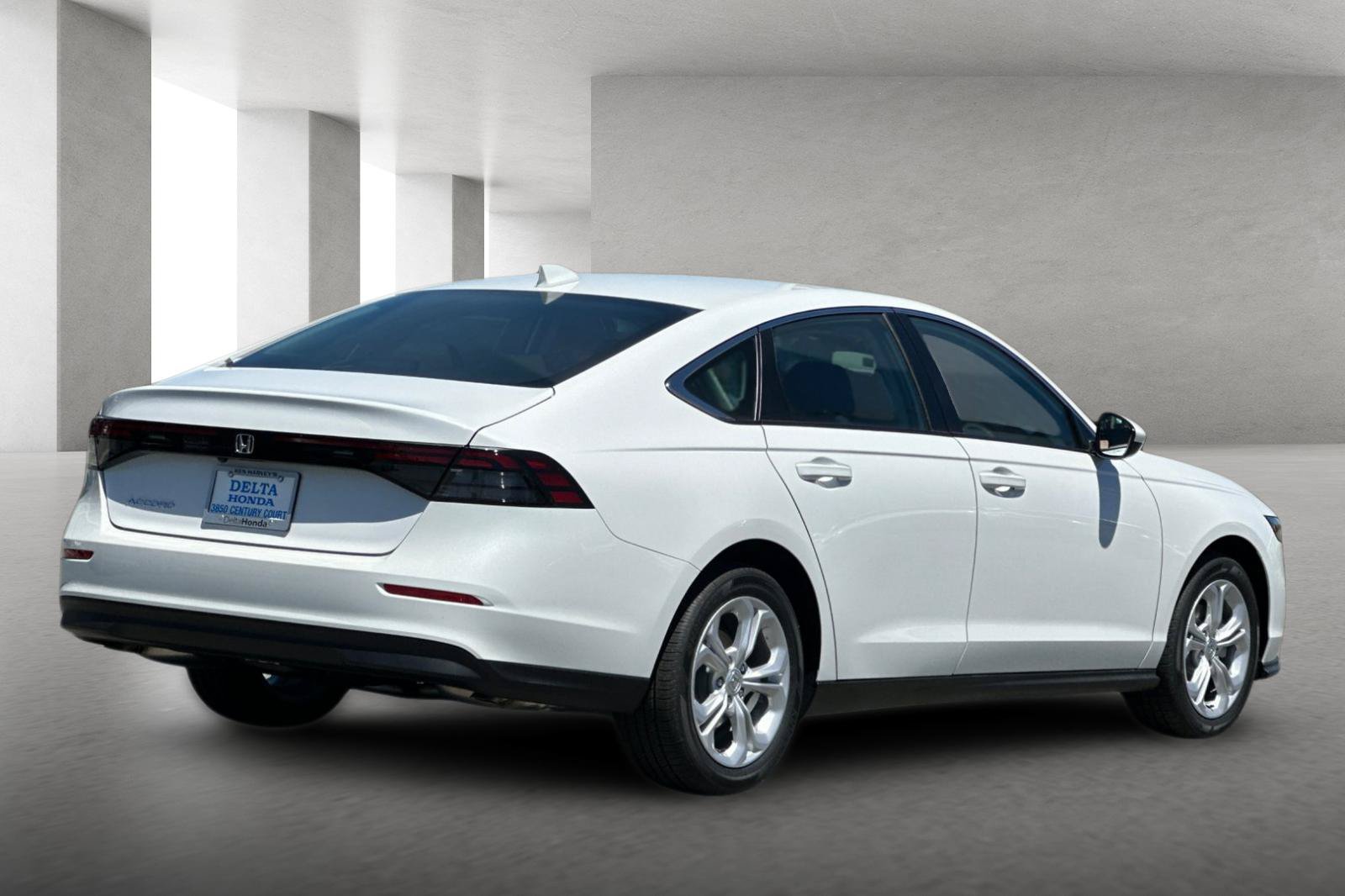 Used 2026 Honda Accord LX image 4